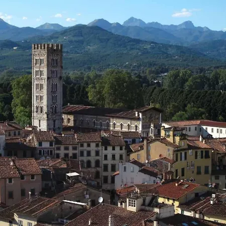 Loft Il Chiostro Della Cattedrale * Lucca